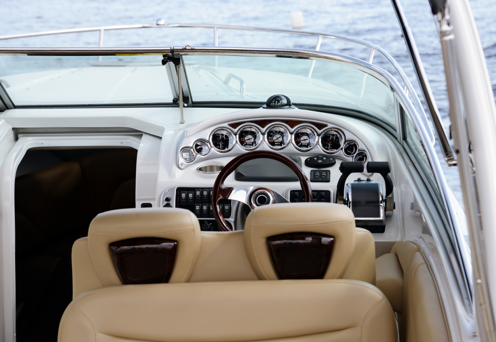 5 Things To Consider Before Boat Seat Repair